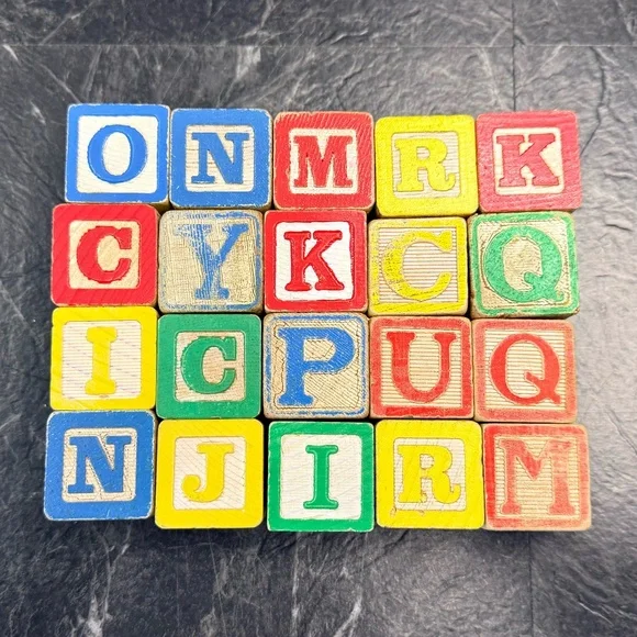 Vintage Wooden Blocks (131 Total Blocks) - Picture 10 of 15